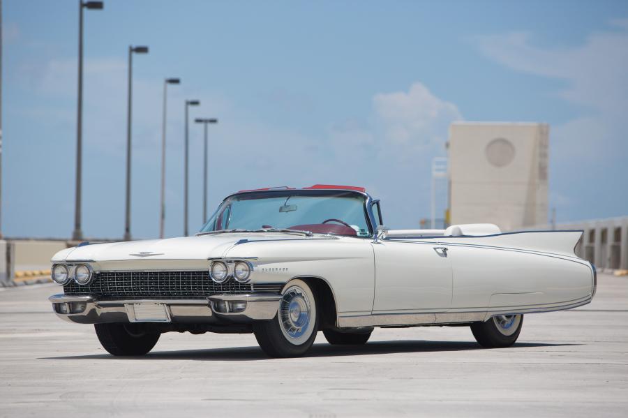  Cadillac Eldorado Biarritz Convertible 1960 года  (фото 7 из 49)